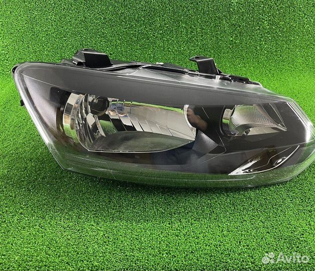 Фара правая Поло