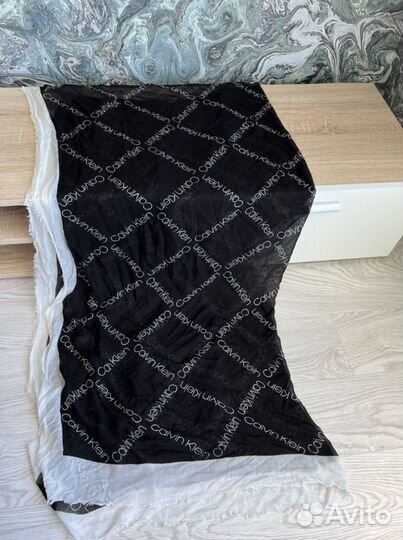 Палантин Calvin Klein