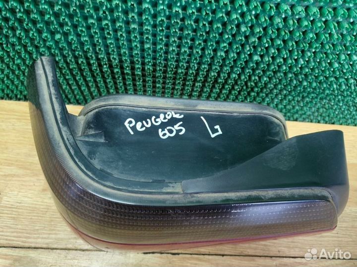 Фонарь задний левый Peugeot 605