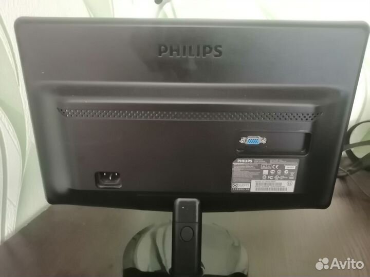 Монитор Philips