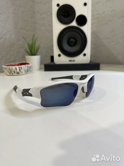 Солнцезащитные очки Oakley Flak