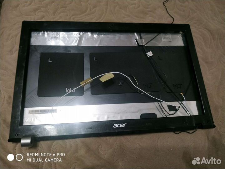 Крышка матрицы ноутбука