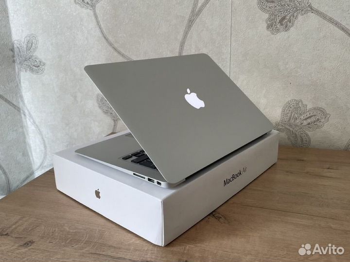 MacBook Air 13 2017 Core i5