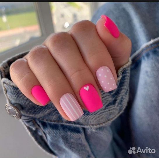 Маникюр и педикюр