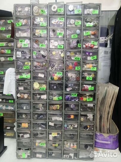 Стеллаж металл-пластик