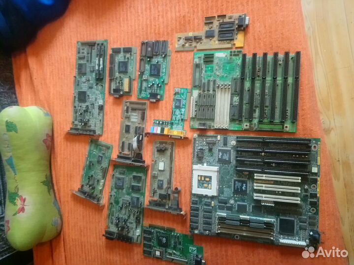 Раритетные комплектующие от старого компьютера