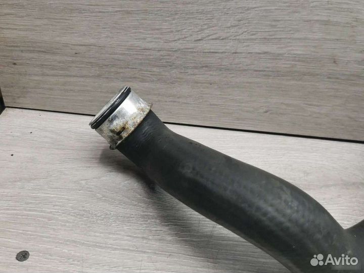 Патрубок охлаждения Mercedes C W203