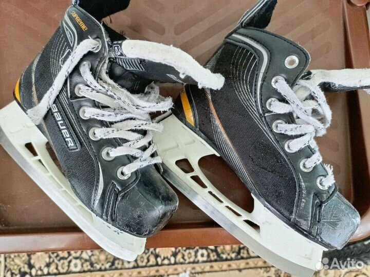 Хоккейные коньки bauer