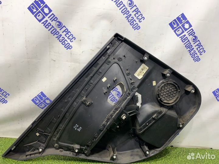 Дверная карта задняя правая Renault Fluence седан