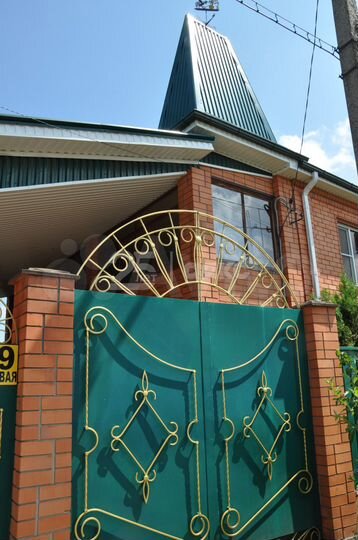 Дом 200 м² на участке 12 сот.