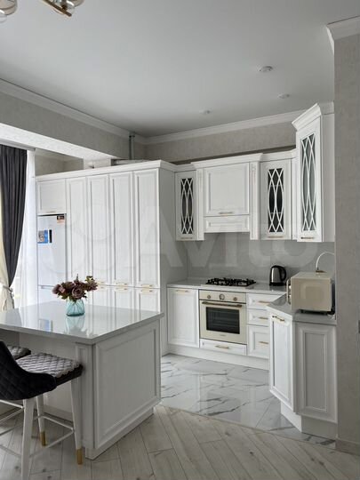 2-к. квартира, 69 м², 2/9 эт.