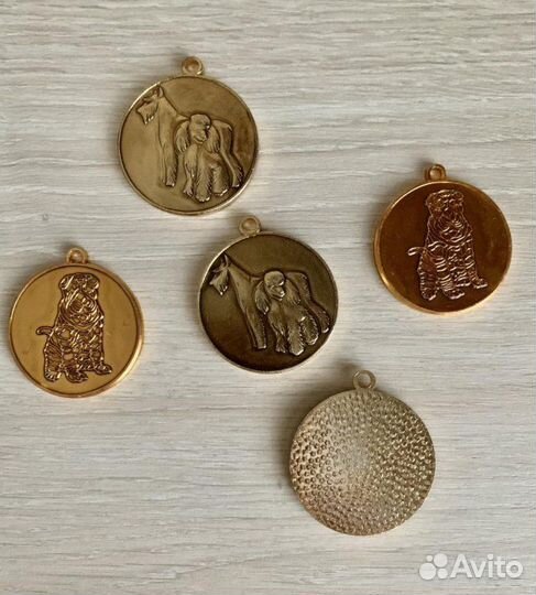 Медаль собаки, для собаки