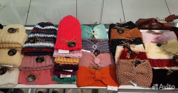 Повязка на голову вязаная