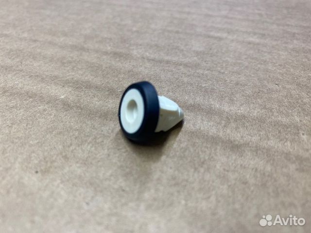 Гайкапластиковаясе Land Rover