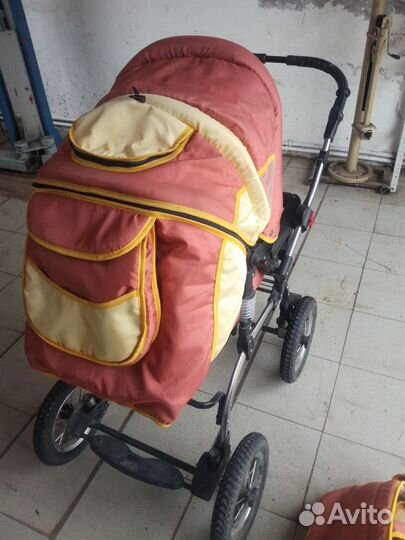 Демисезонная коляска