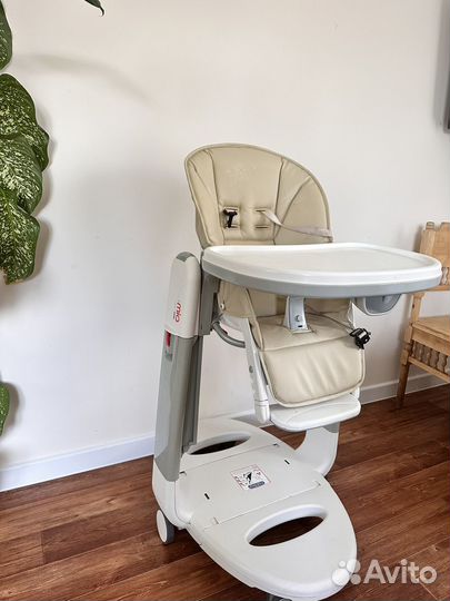 Стульчик для кормления peg perego