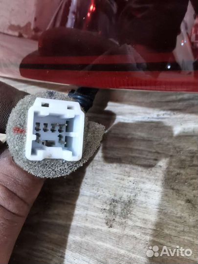 Фонарь наружний левый kia rio 4