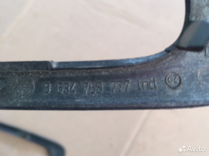 Накладка декоративная Peugeot 307 (2971)