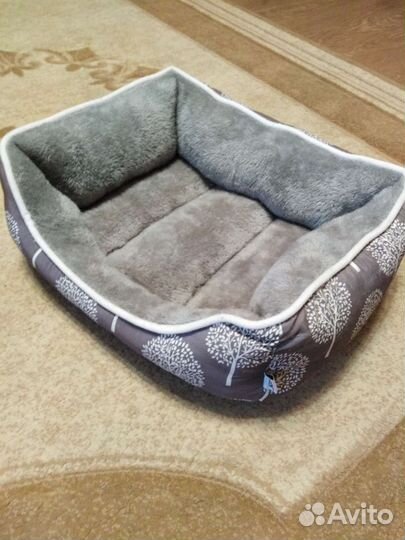 Лежанка для кошек и маленьких собак