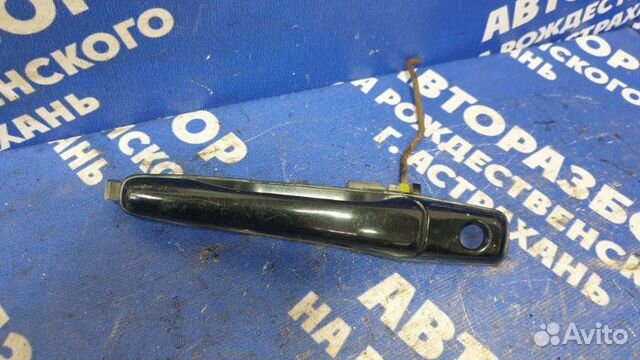 Наружная ручка. Mitsubishi Grandis минивен 2003