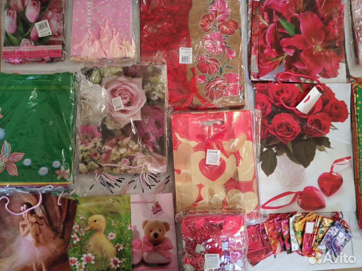 Подарочные пакеты бумажные