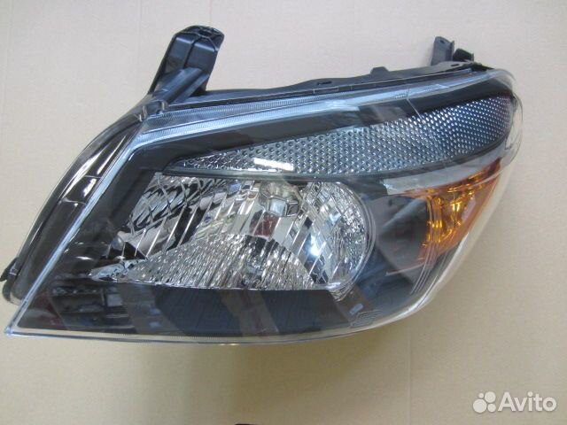 Фара левая Ford Ranger 2009-2012
