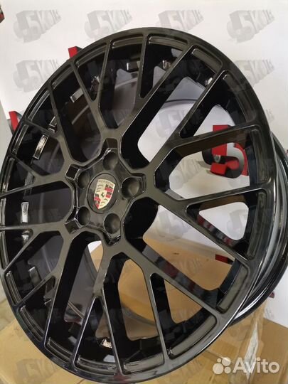 Диски литые Porsche Macan R20