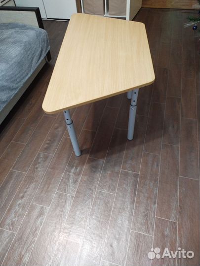 Детский стол