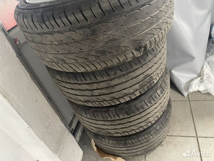 Farroad FRD26 215/40 R17