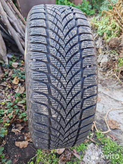 Goodyear UltraGrip Ice 2 205/55 R16