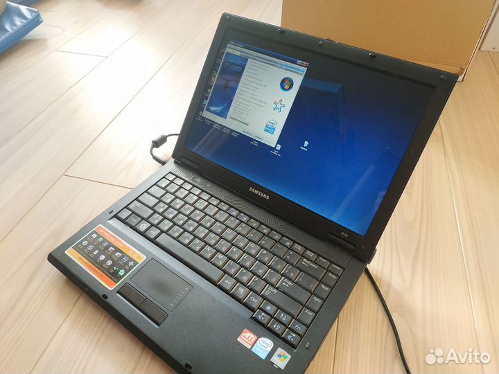 Ноутбук samsung