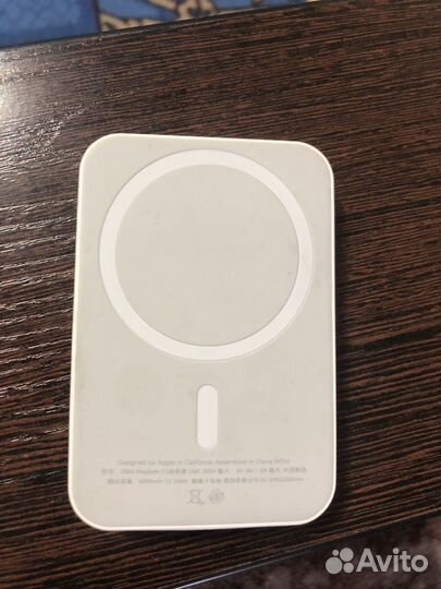 Беспроводной повербанк для айфона