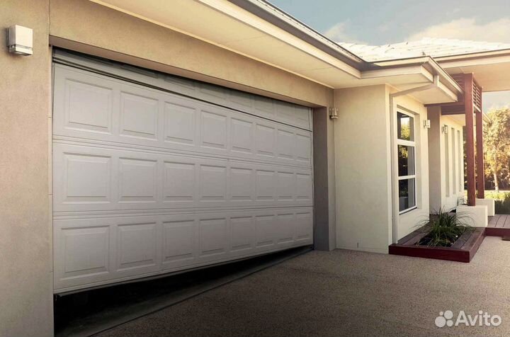 Секционные ворота