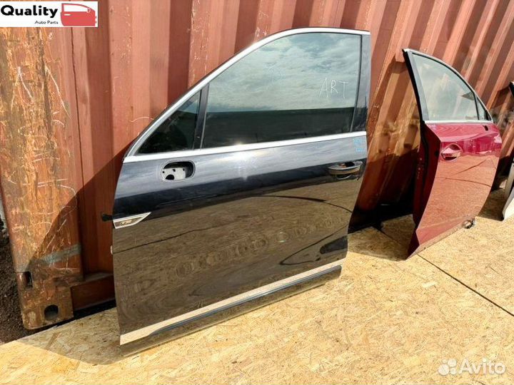 Вольцваген Туарек 2 передняя левая дверь авто