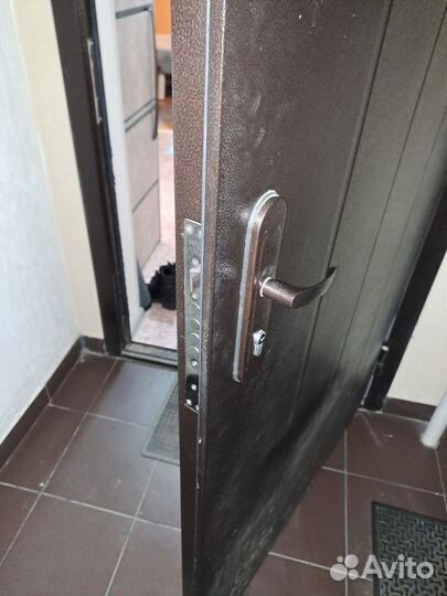 Дверь входная металлическая 9602050