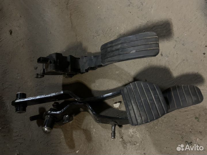 Педали renault fluence