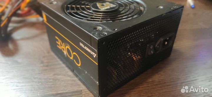 Блок питания Chieftec Core 700 Вт 80 plus Gold