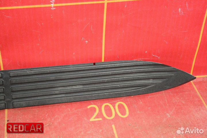 Накладка подножки прав Toyota Land Cruiser 200 (15