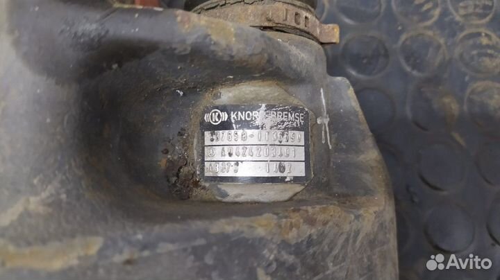 A9424203401 Суппорт передний/задний правый