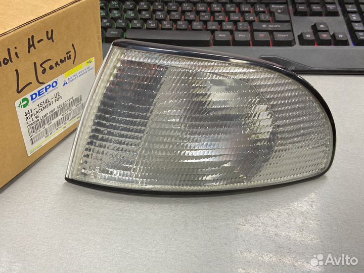 Указатели поворота R+L audi A4 1995-1999 год