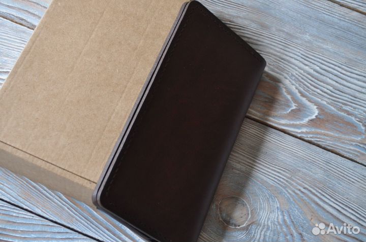 Мужское кожаное портмоне ручной работы коричневое