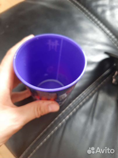 Кружка монстры на каникулах с отверстием для труб