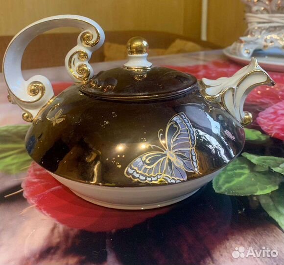 Чайный сервиз (самовар )