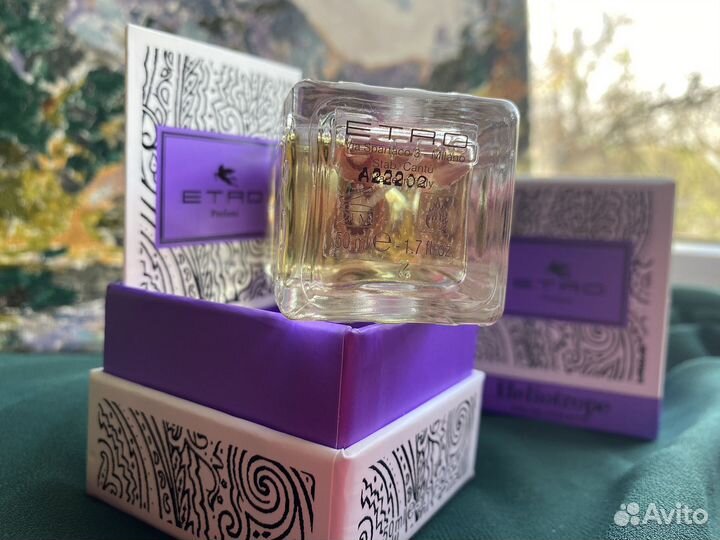 Etro heliotrope