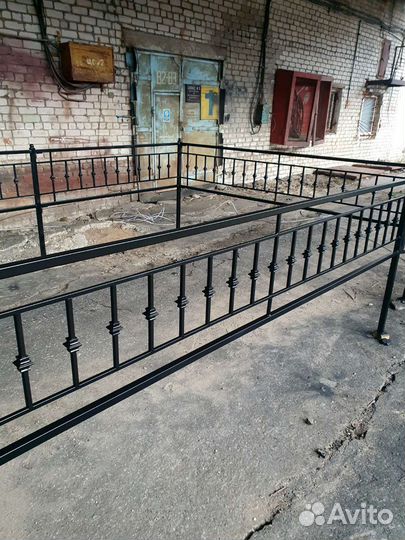 Ограды, столы, скамейки