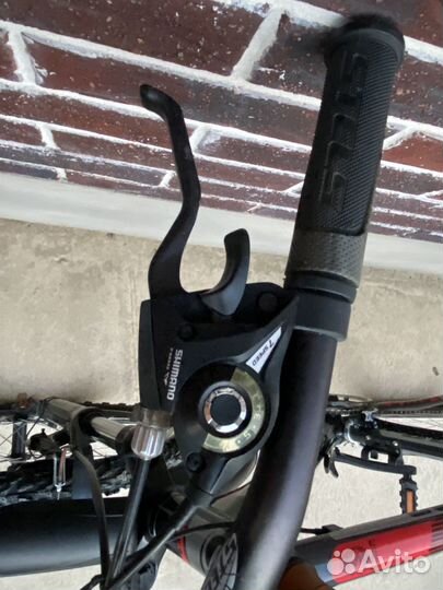 Продаю горный велосипед stels Новигатор 830