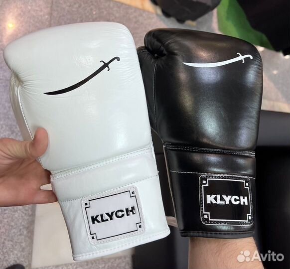 Боксерские перчатки