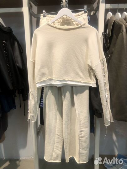 Спортивный костюм