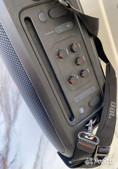 Портативная колонка jbl partybox 100 Вт