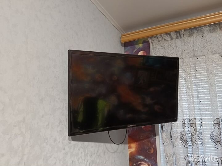 Телевизор samsung